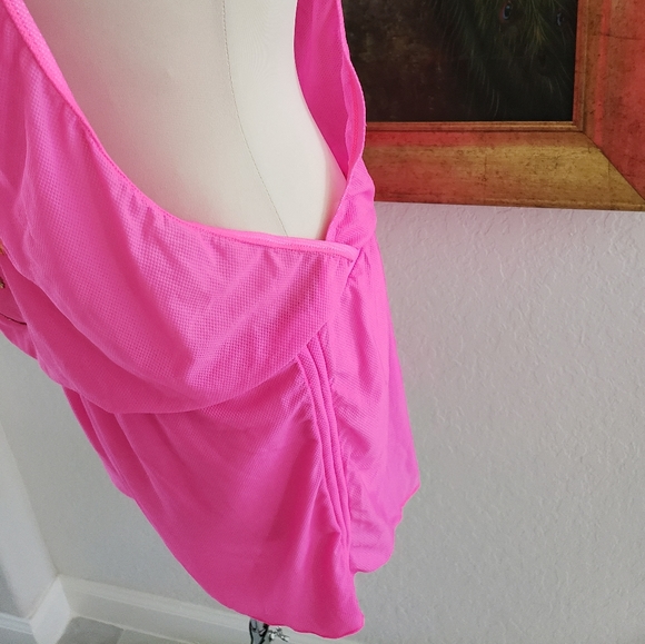 Lateen Style Hot Pink Coverup - Picture 9 of 17